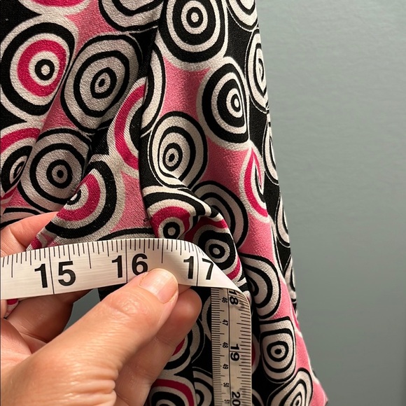 Bay Studio Pink and Black Flutter Sleeve Tunic - Picture 4 of 6